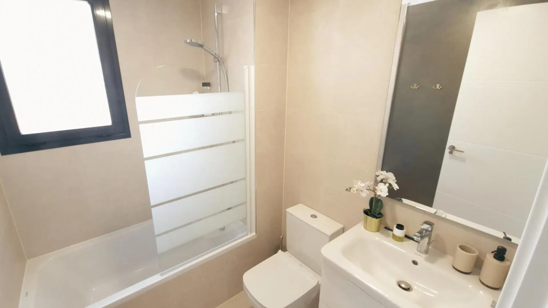 Sunny Pearl Apartman Fuengirola 0*,